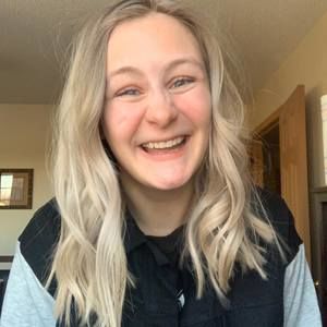 Meet your Posher, Paige